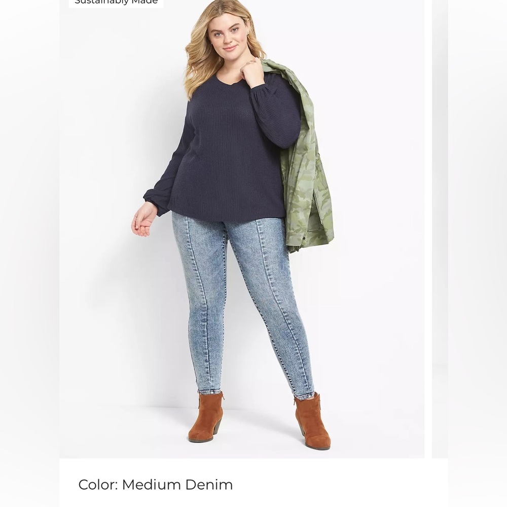 Lane Bryant 3 button high rise Skinny Jean with seam down front - Medium Wash